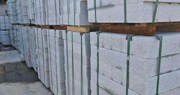 酒泉芝麻白路牙石，路侧石