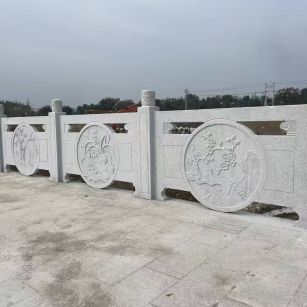 酒泉芝麻白河道栏杆 石材栏杆