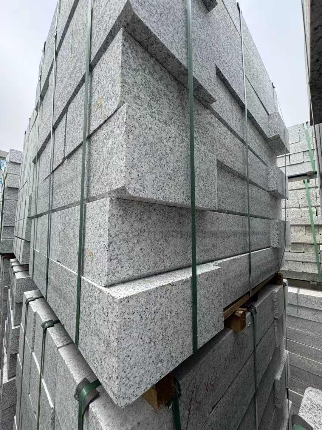 酒泉芝麻白路牙石 马路牙子